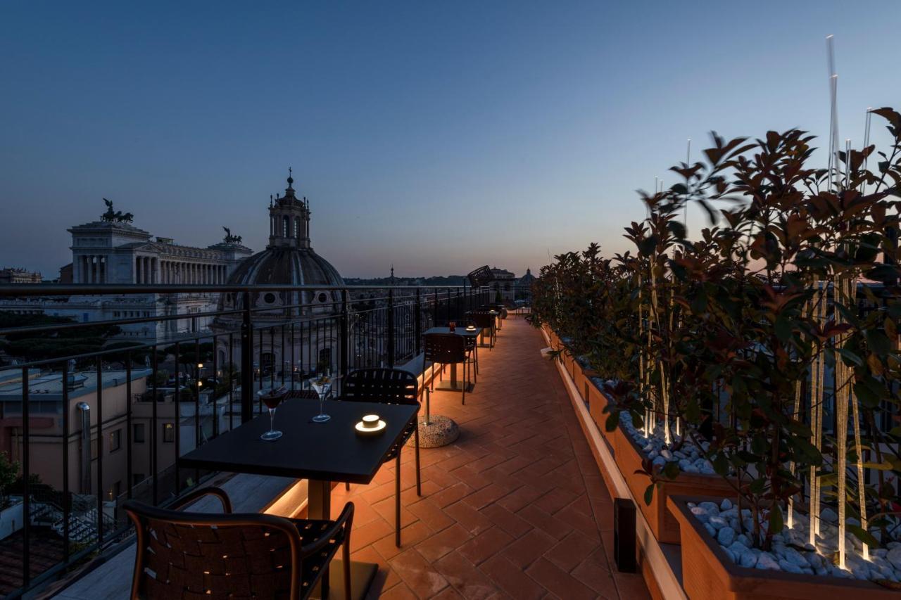 H10 Palazzo Galla Rome Bagian luar foto